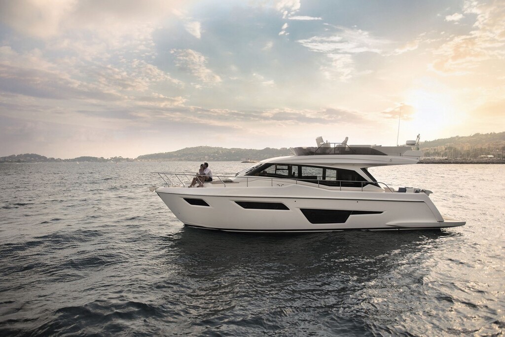ferretti_500_news2.jpg
